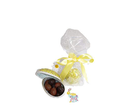 Oeuf en cartonnage décor fleuri garni de 85 g de petits oeufs pralinés
